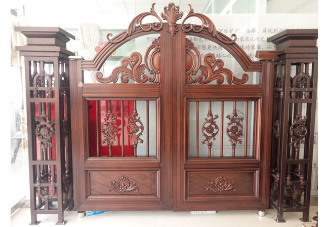 豪華鋁藝大門(mén)